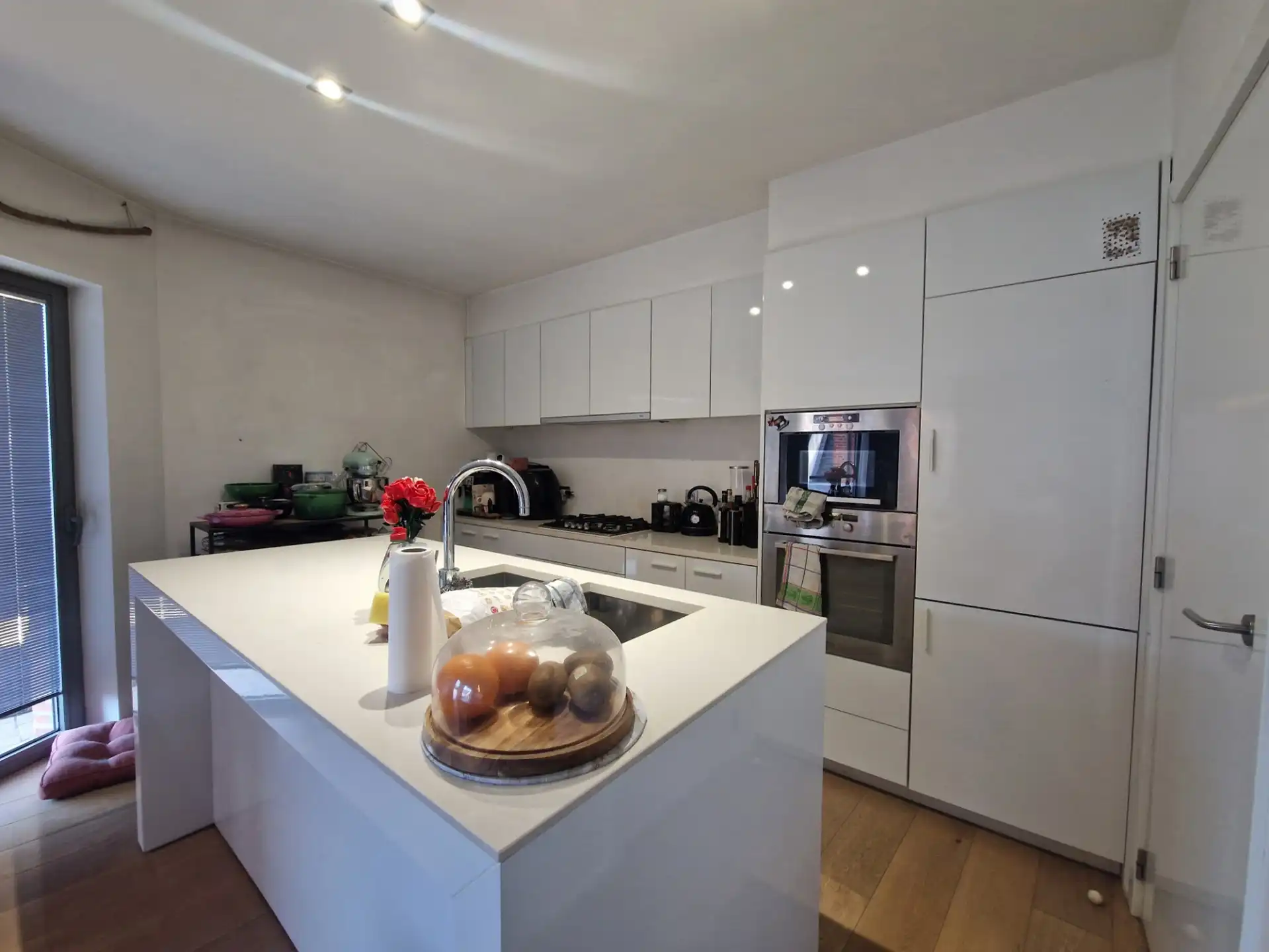 Ruim, gelijkvloers appartement met 2 slaapkamers in Wezemaal foto 2