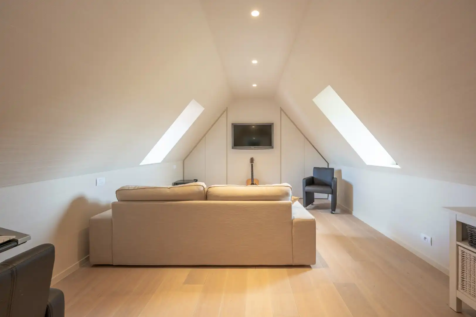 Exclusieve koppelvilla met hoogwaardige afwerking in het prestigieuze Duinenwater foto 31