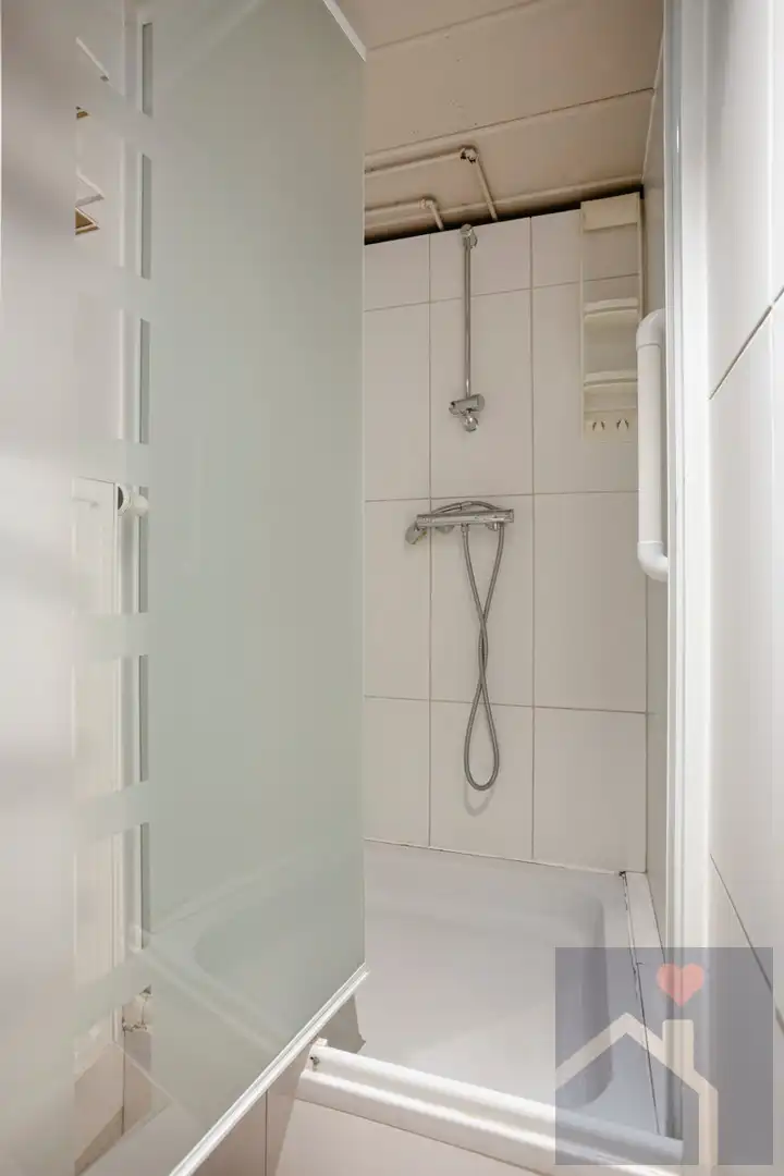 Verrassend ruime, vrijstaande kangoeroewoning met meer dan 300 m² bewoonbare oppervlakte in Rummen! foto 35