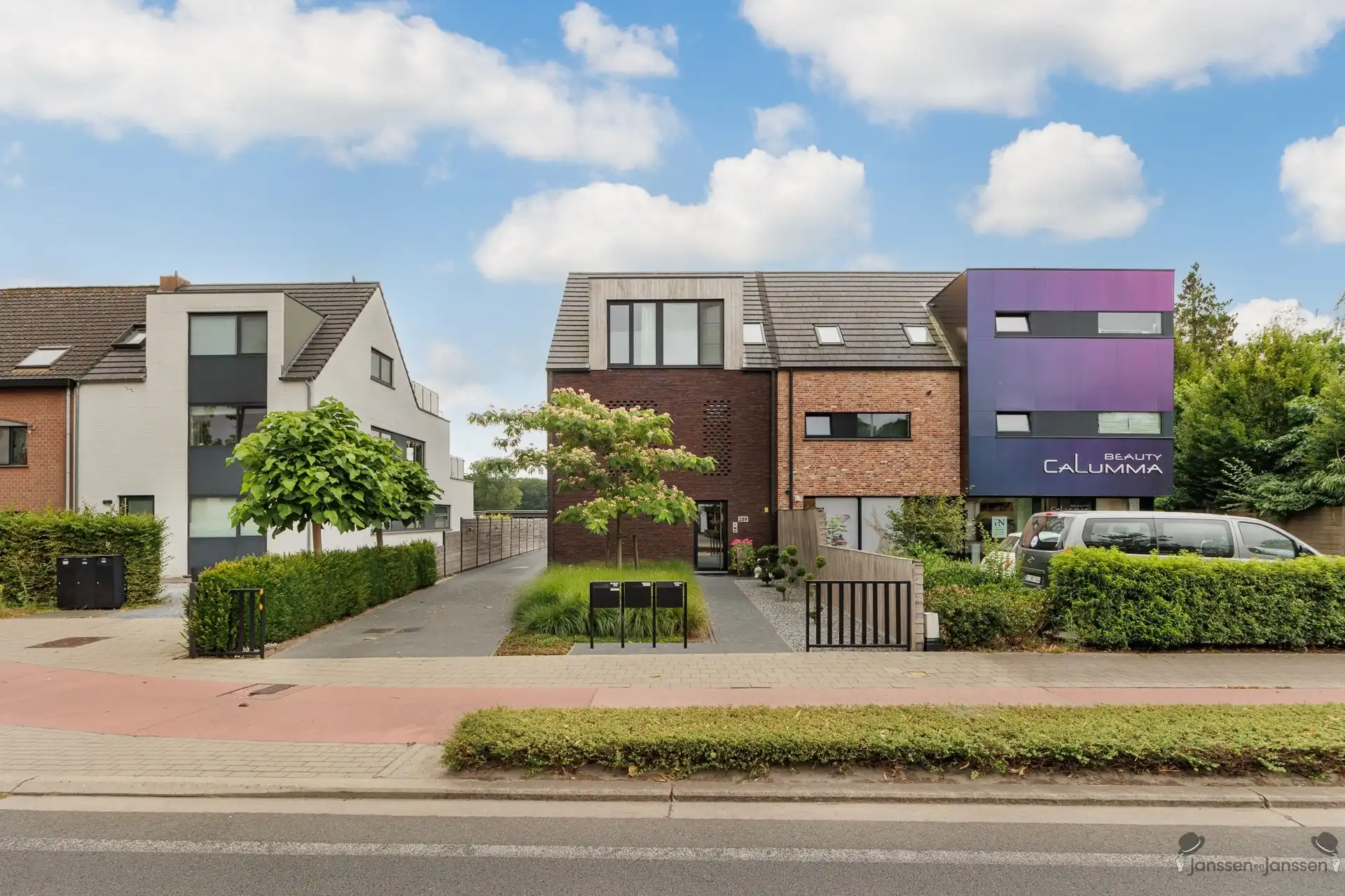 Mooi appartement met schitterend uitzicht en groot terras en parkeerplaats foto 17