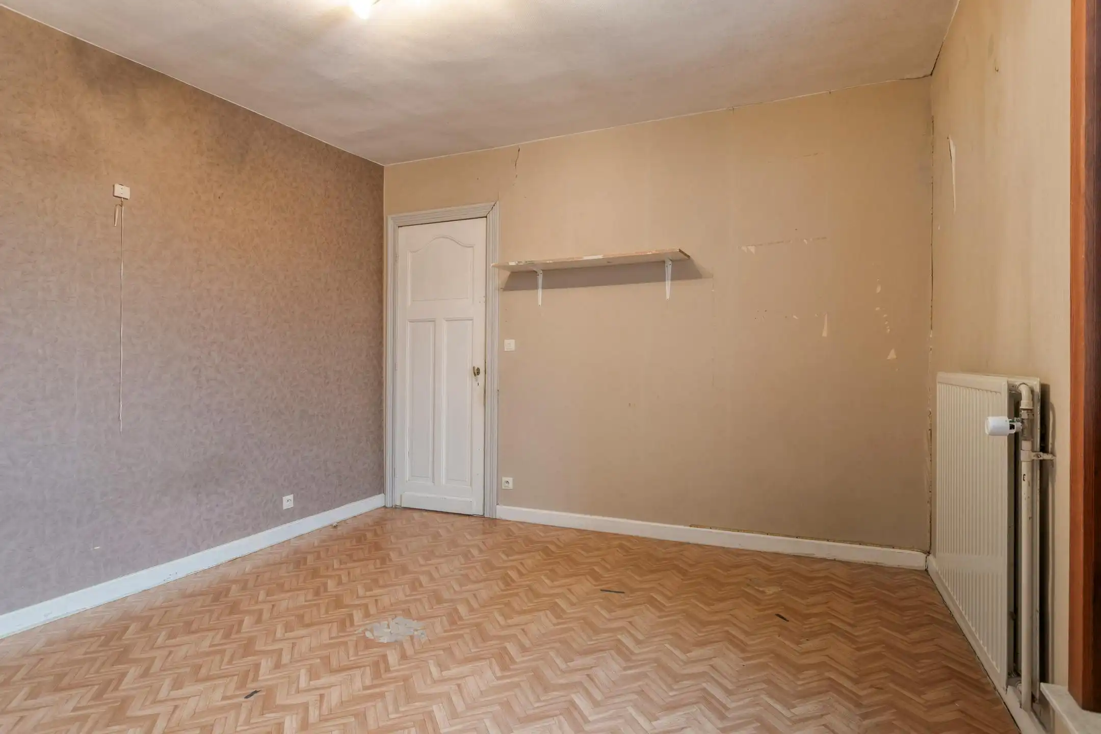 Instapklaar burgerhuis te koop in het centrum van Izegem. foto 12