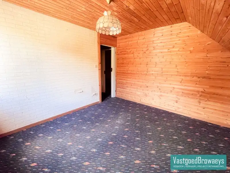 Te renoveren woning met zonrijke tuin nabij het station foto 11