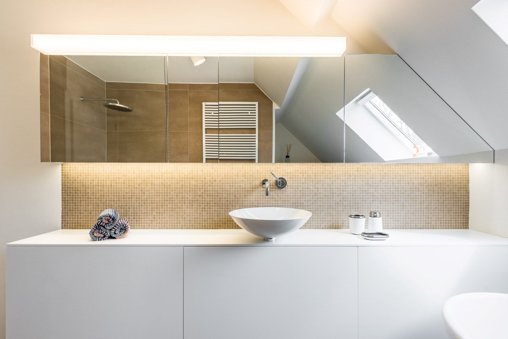 Luxueus afwerkt landhuis met 4 slaapkamers en mooi verzorgde tuin   foto 14