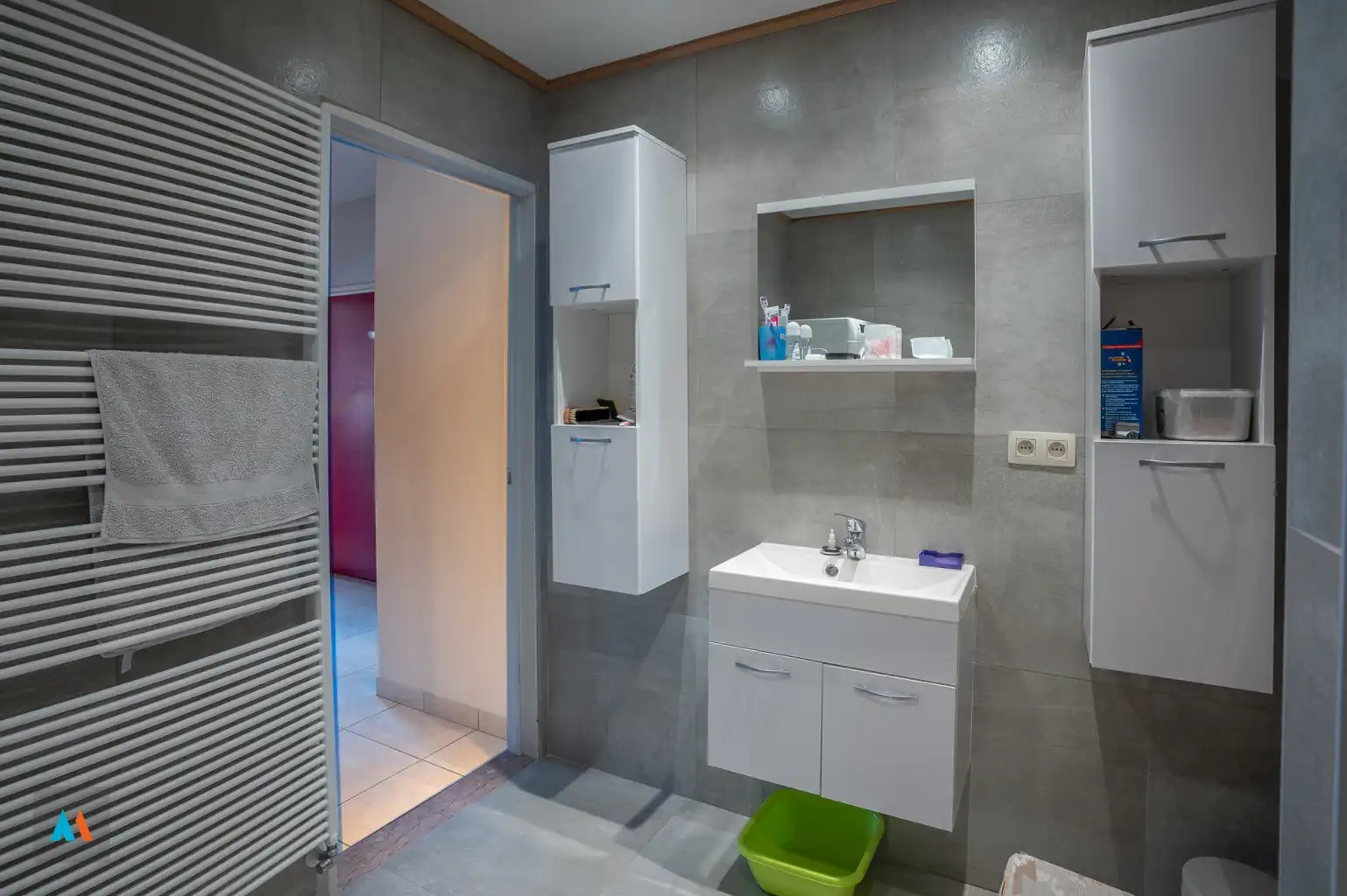 Appartement met garagebox en kelderberging foto 5