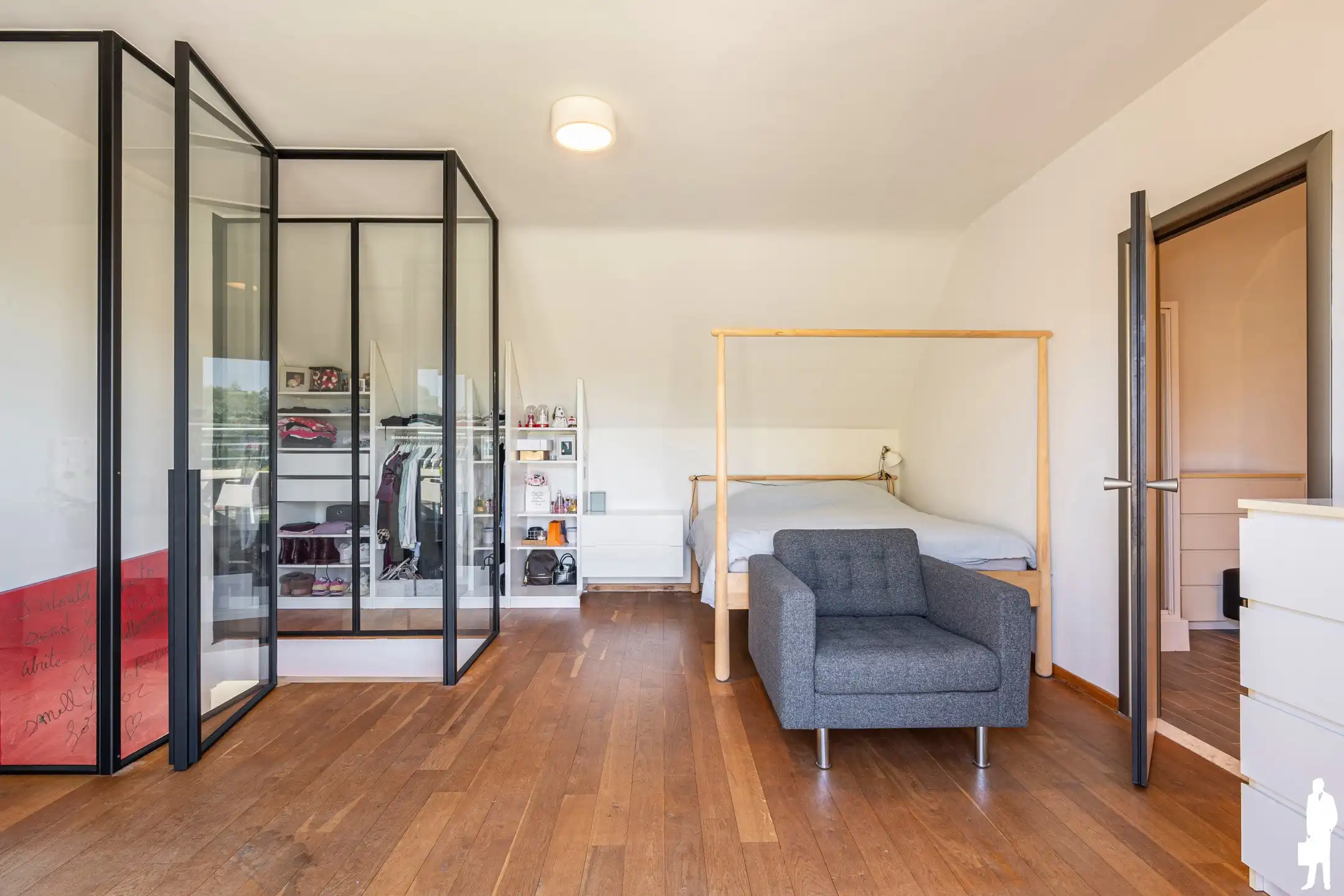 Duplex met 2 terrassen en staanplaats in centrum van Schilde foto 12