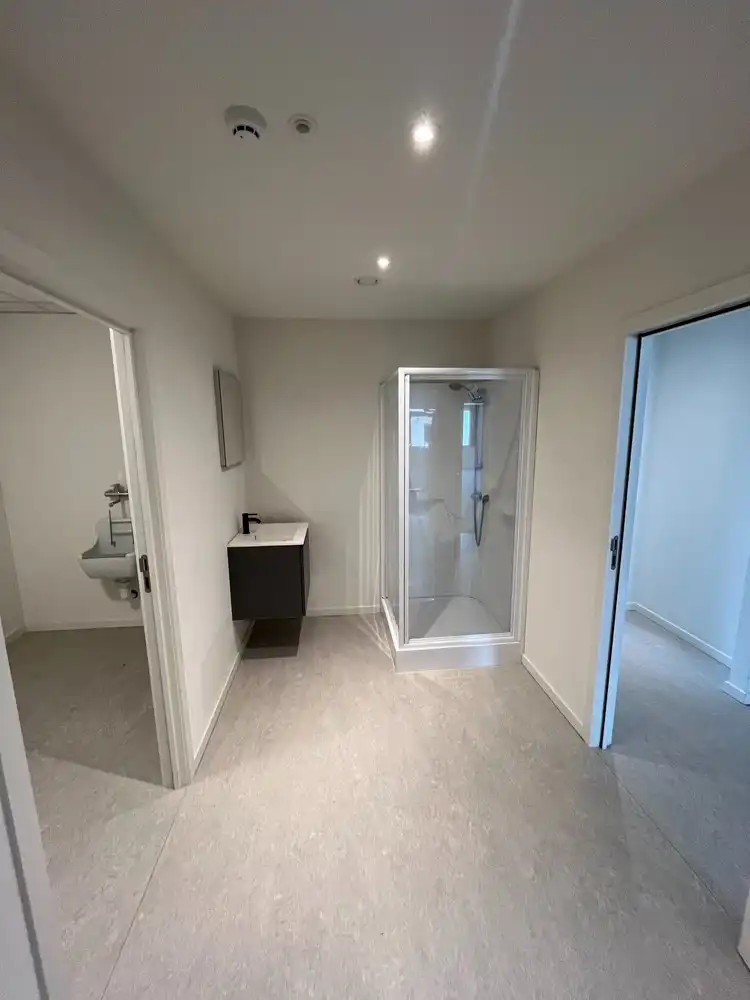 629m² kantoren foto 20