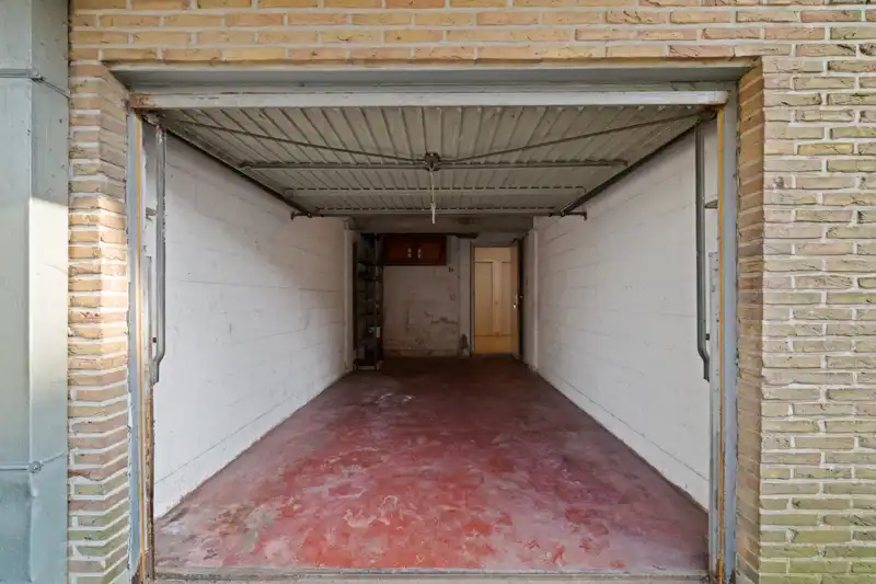 Roeselare-stadsrand. Leuk gelegen twee-slaapkamerappartement van 83m2 met 2 terrassen van 8.50m2. In 't groen op een boogscheut van 't centrum. Als investering of als betaalbare starter ! foto 17