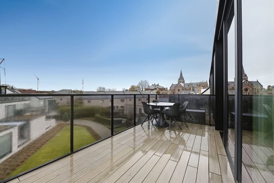 LUXUEUS PENTHOUSE MET EEN RUIM TERRAS EN ONDERGRONDSE STAANPLAATS IN HASSELT foto 24