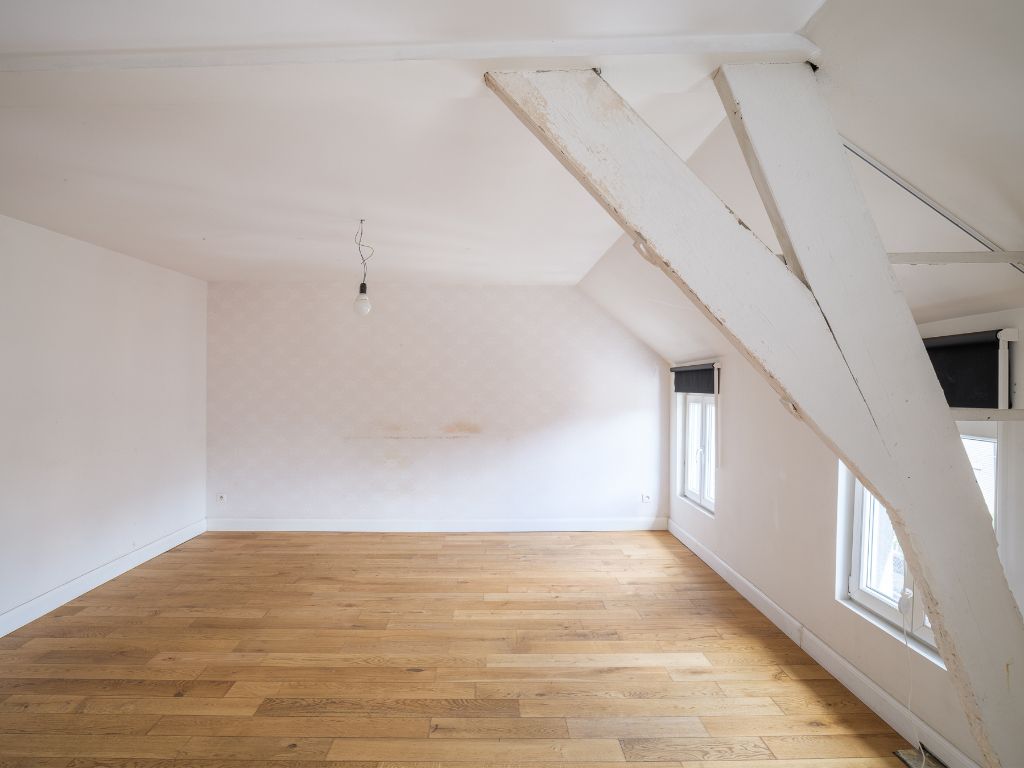 Lichtrijke en instapklare woning met stadskoer nabij Gent Centrum foto 9