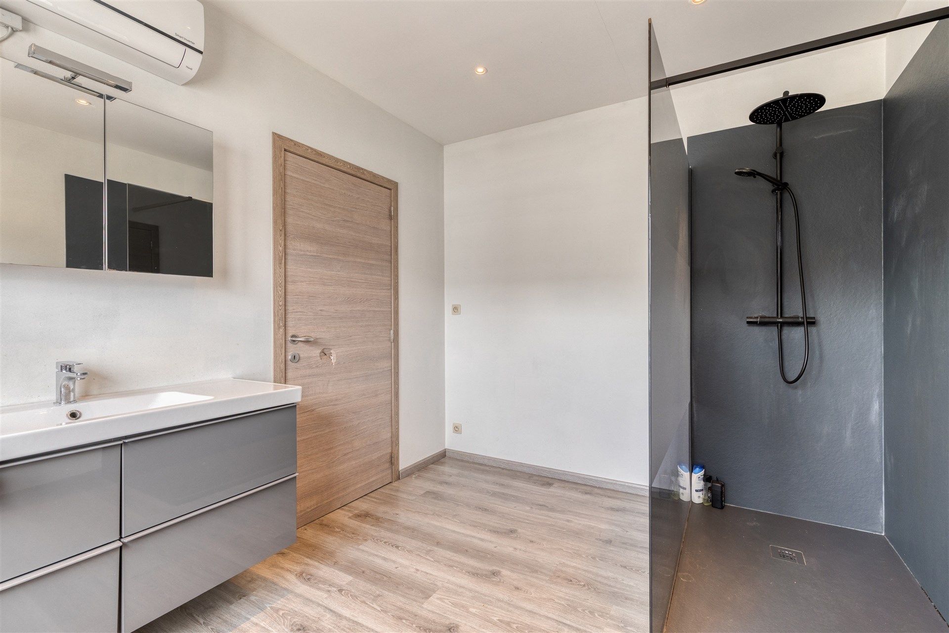 Huis met mogelijkheid tot kangoeroewoning!!! foto 40