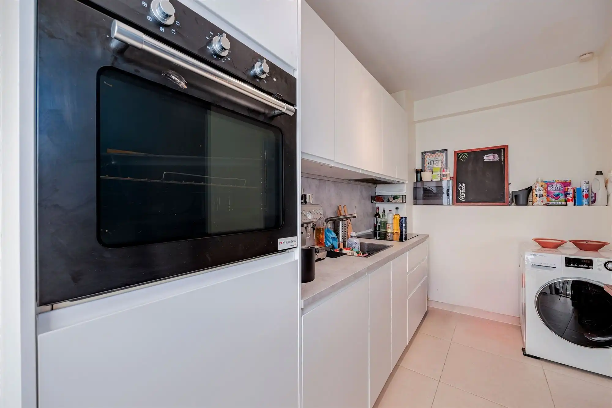 Instapklaar 2 slpk appartement met autostaanplaats foto 7