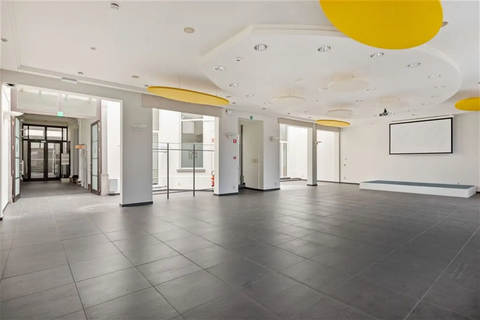 Kantoorgebouw te koop in Mechelen foto 7