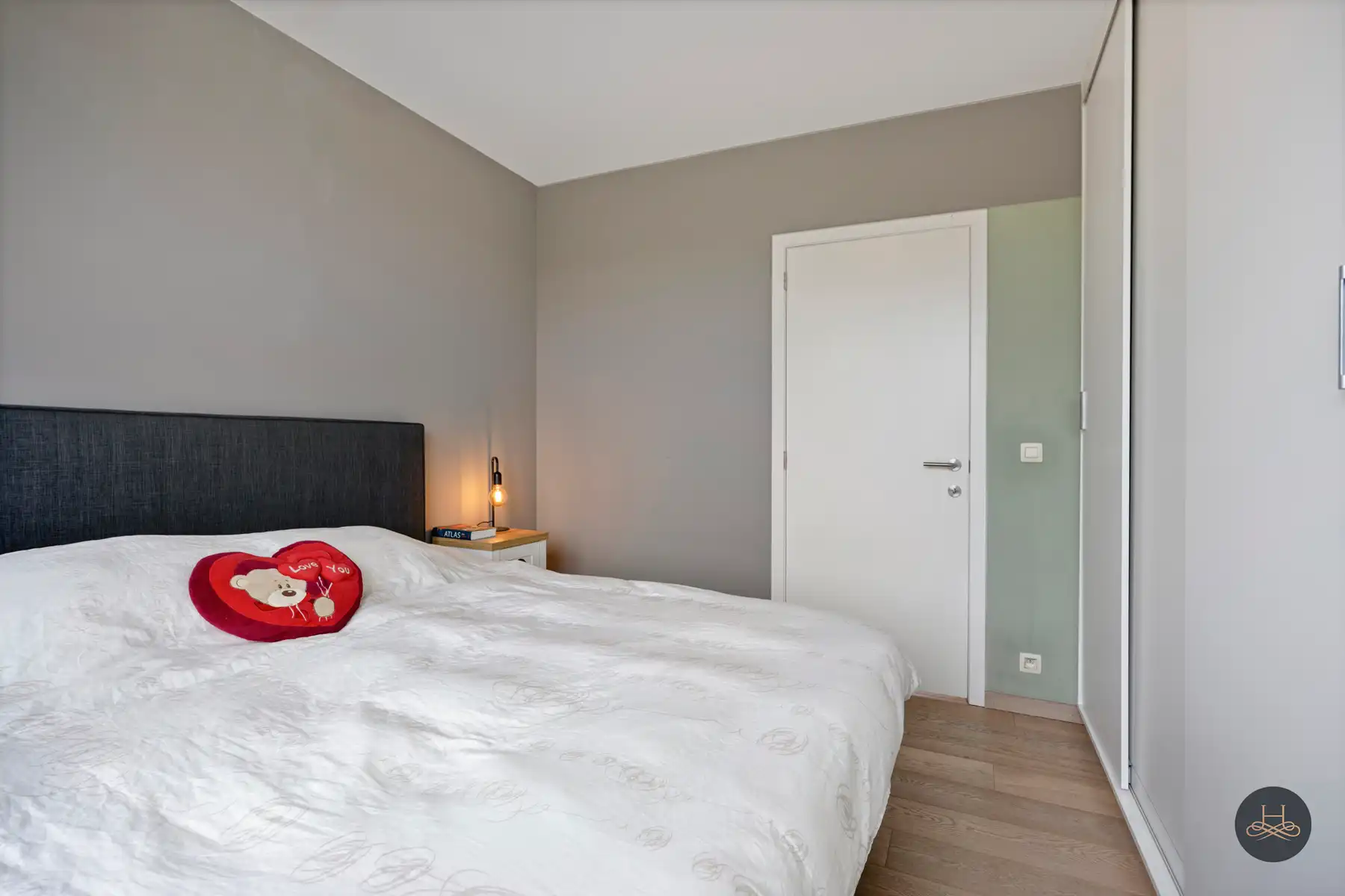 Lichtrijk duplex-appartement met prachtig terras foto 17