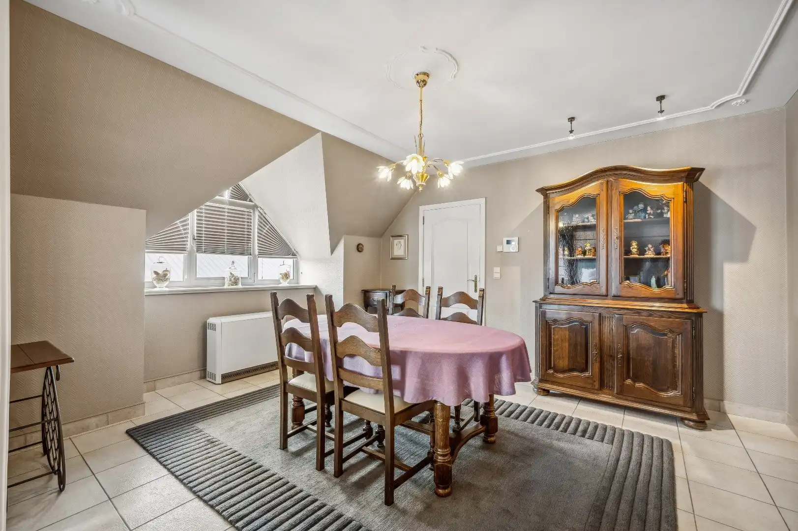 Instapklaar appartement te centrum Tienen foto 10