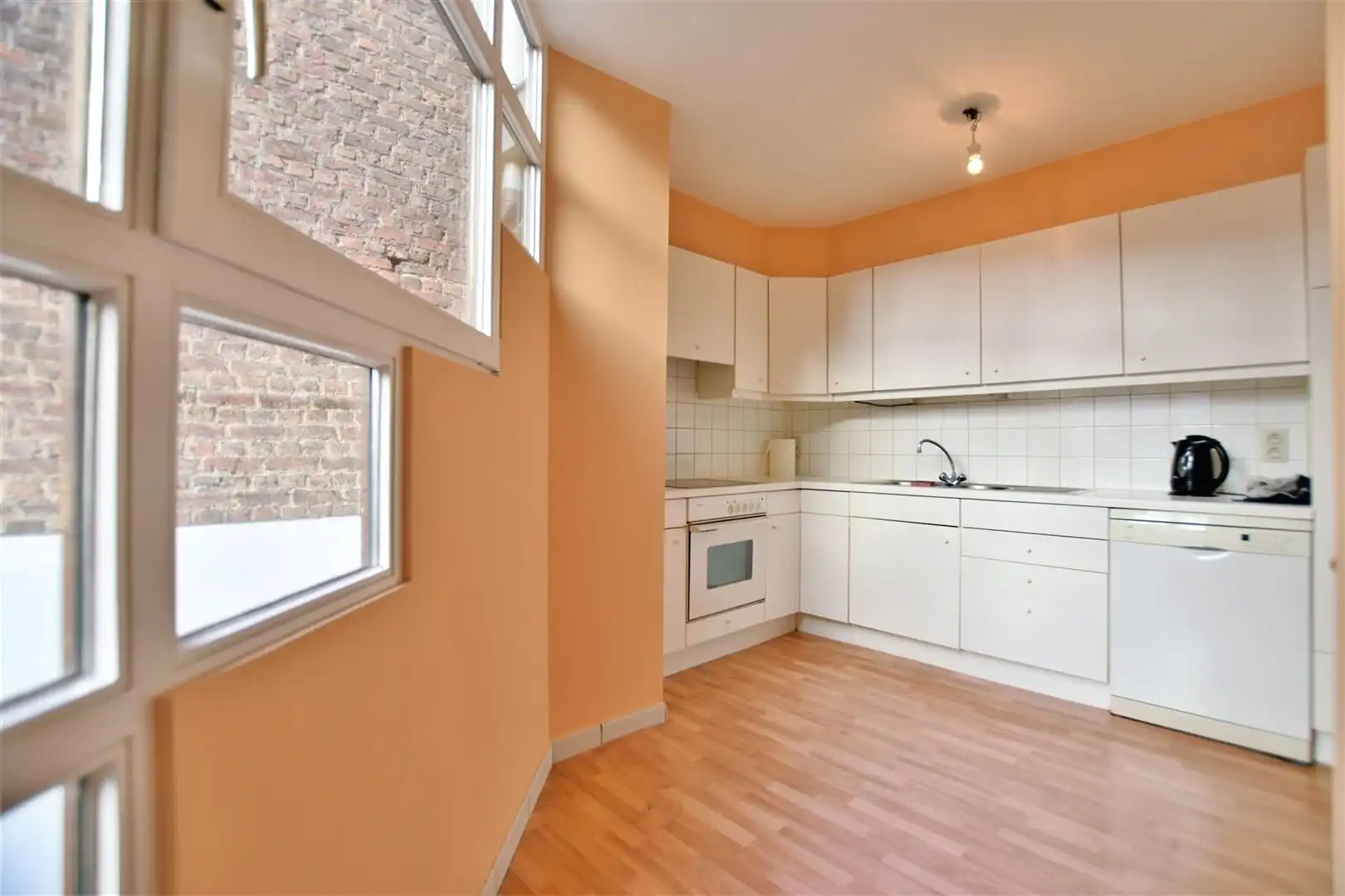 Opbrengsteigendom met 2 entiteiten gelegen in het hartje van centrum Dendermonde  foto 4