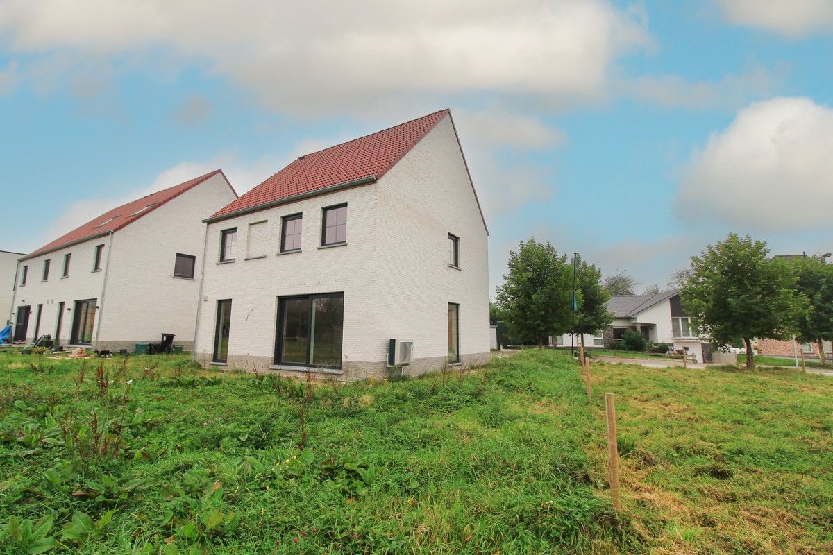 Hectaar biedt deze moderne open nieuwbouwwoningen te Herzele aan. foto 12