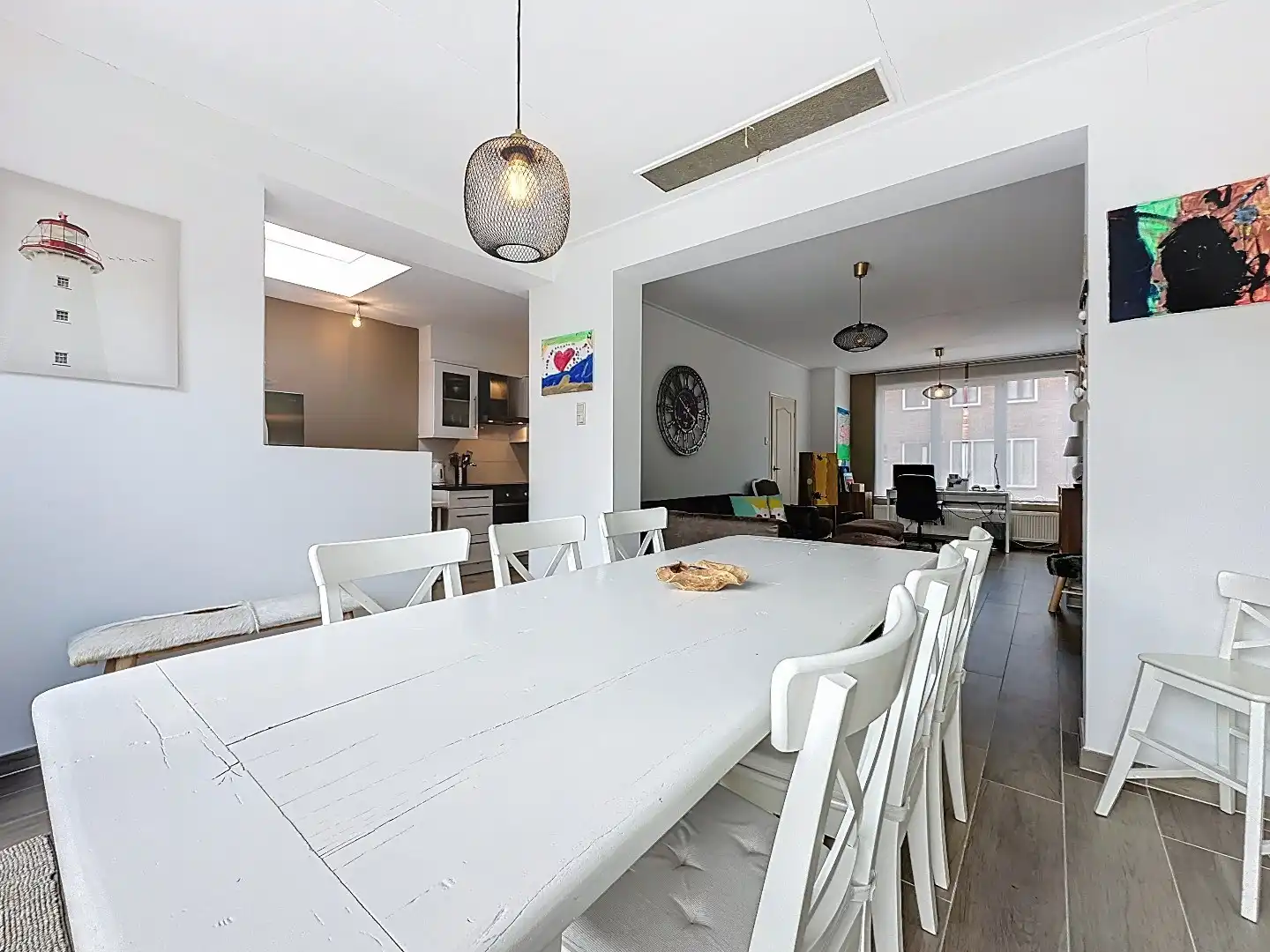 Ruime hoekwoning nabij centrum foto 11