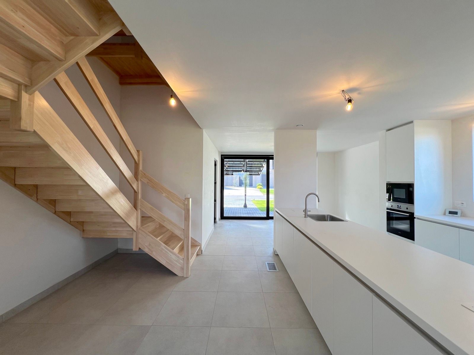 Prachtige woning met 4 slaapkamers foto 13