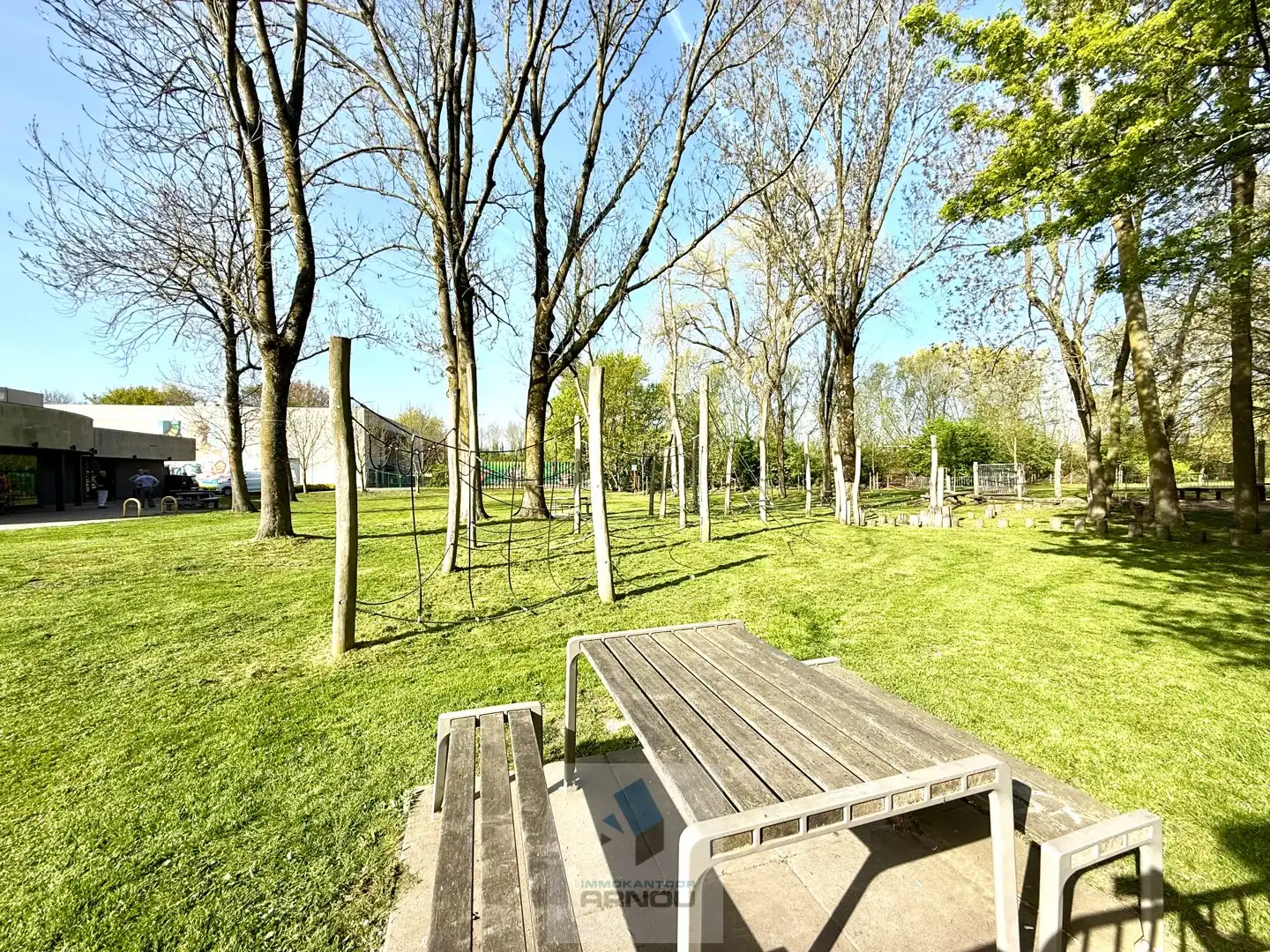 Appartement met 1 slaapkamer, balkon en autostandplaats foto 23