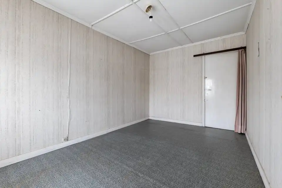 TE RENOVEREN GEZINSWONING MET GARAGE IN HET CENTRUM VAN GINGELOM foto 22