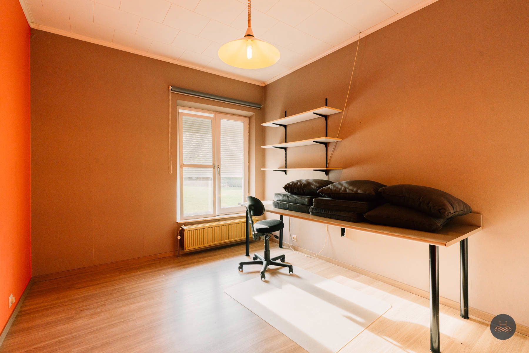 Vrijstaande, karaktervolle woning op ruim perceel  foto 12