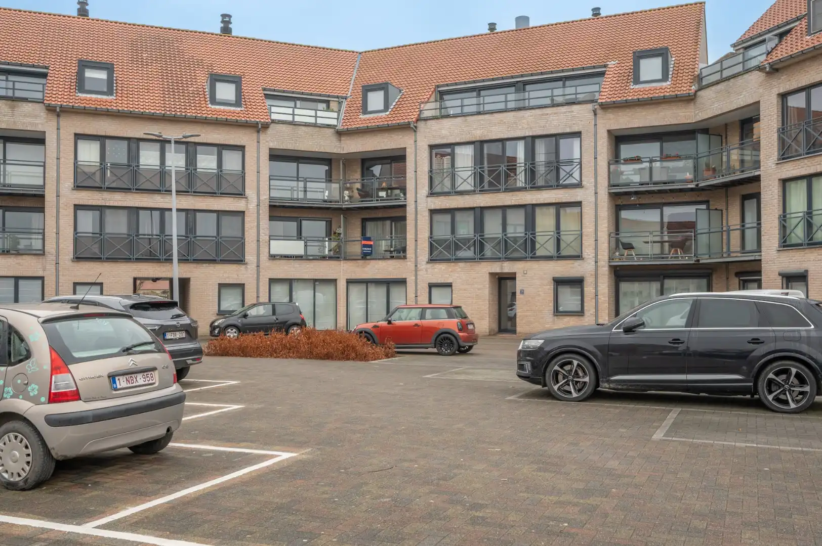 Lichtrijk appartement met terras, rustig gelegen te Lisswege foto {{pictureIndex}}