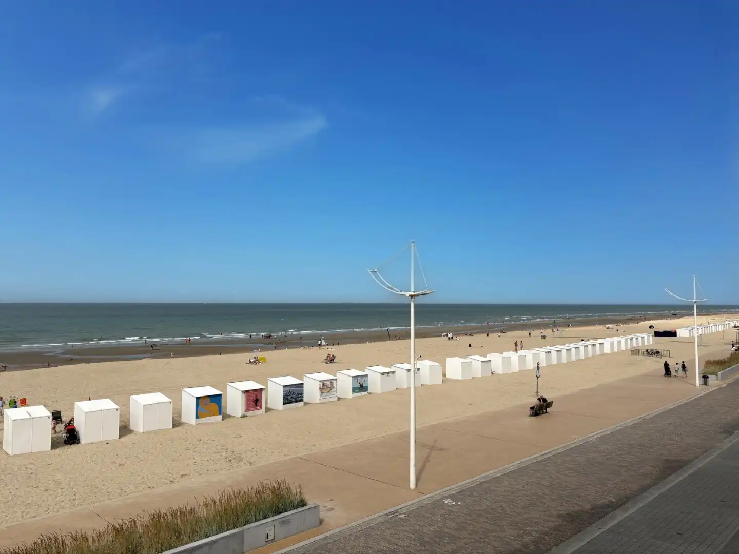 Te koop: instapklaar appartement op de zeedijk in Sint-Idesbald foto 13