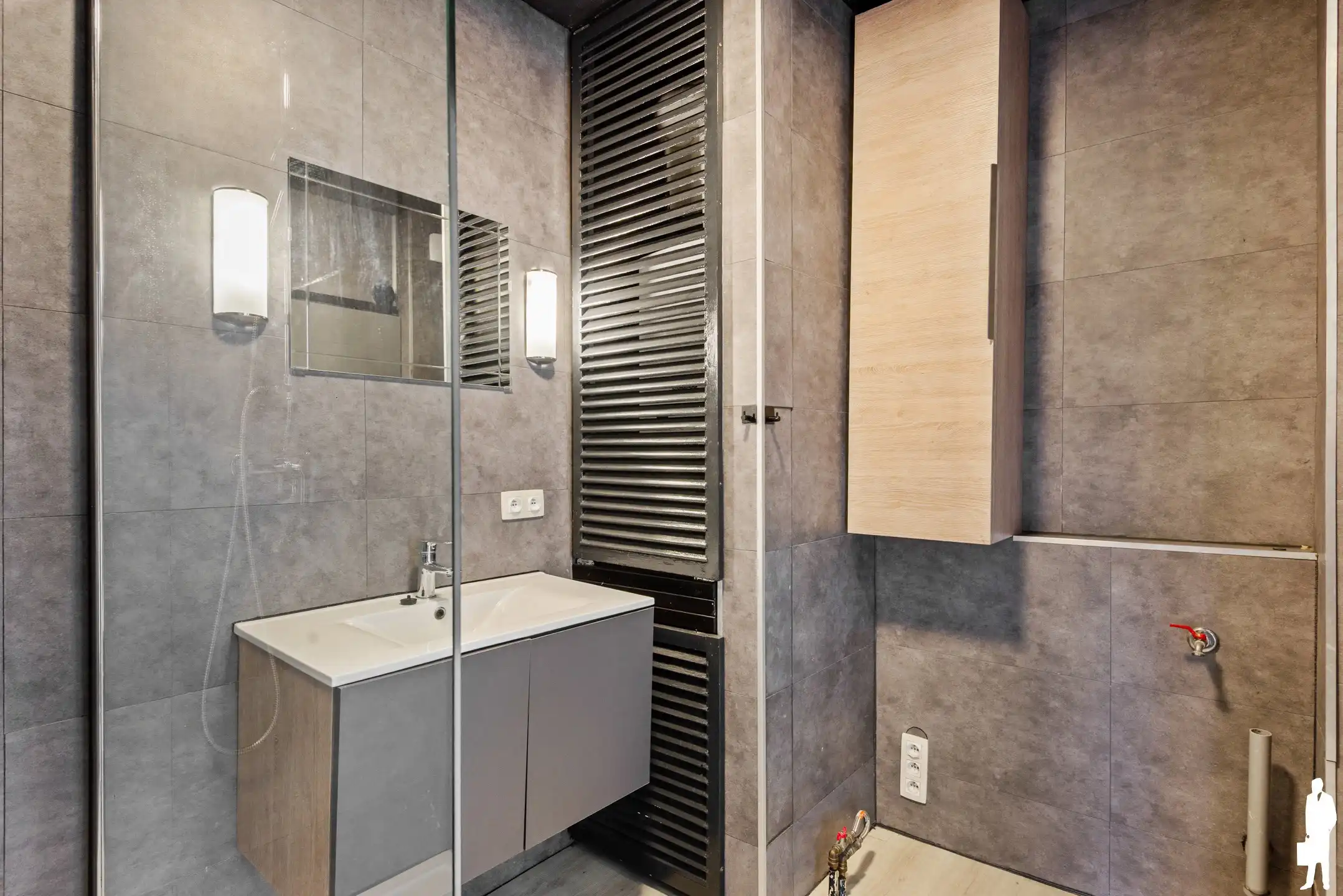 Appartement met 2 slaapkamers in de Neerlandwijk foto 19