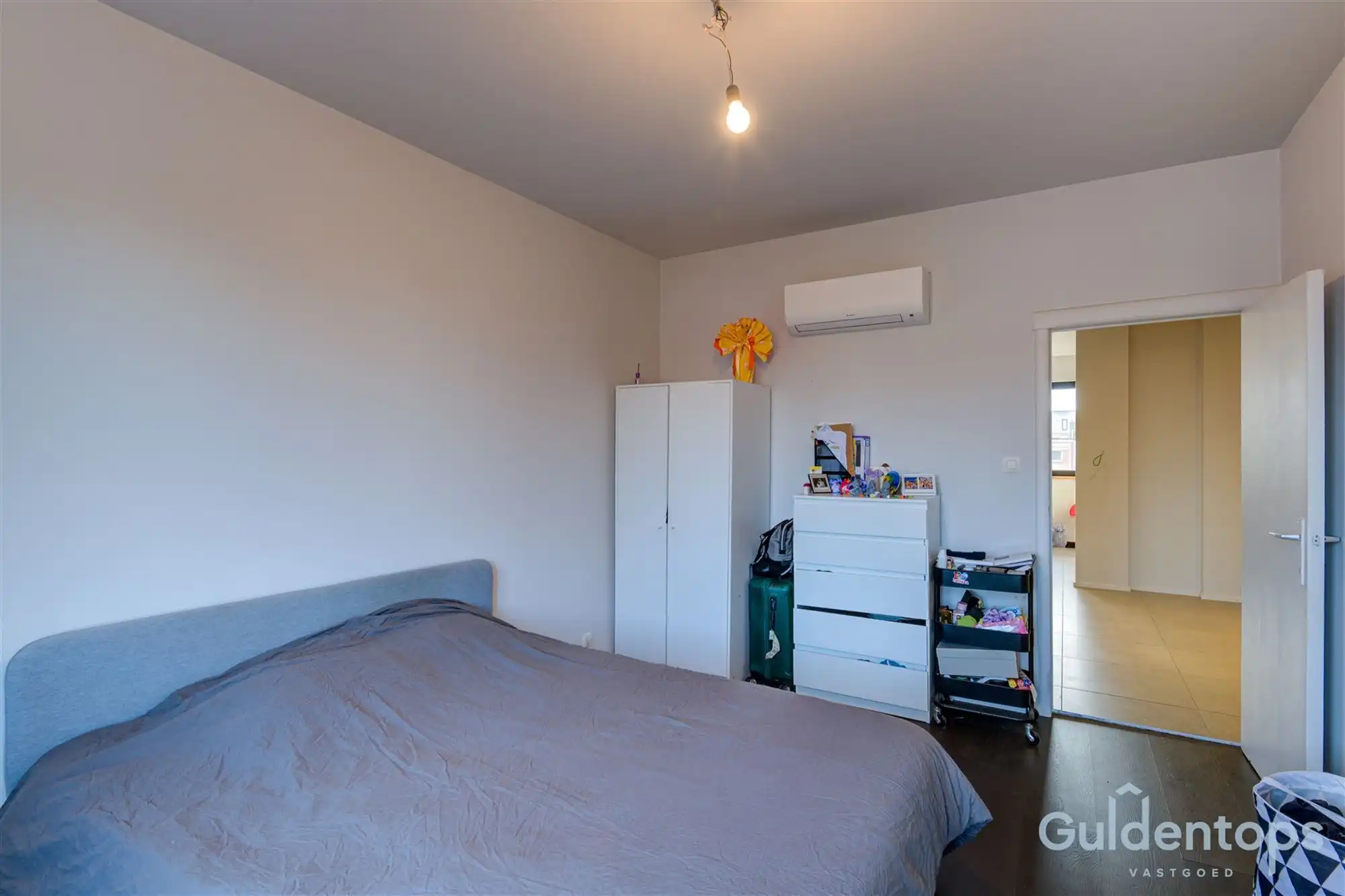 Knap gebouw bestaande uit 2 appartementen én magazijn foto 16