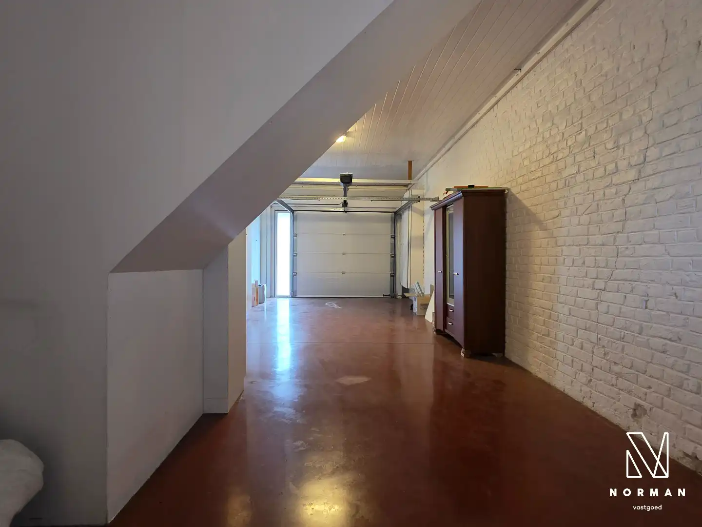 Ruime woning met inpandige garage en 3 slks op een prachtig perceel van 1218 m². foto 17