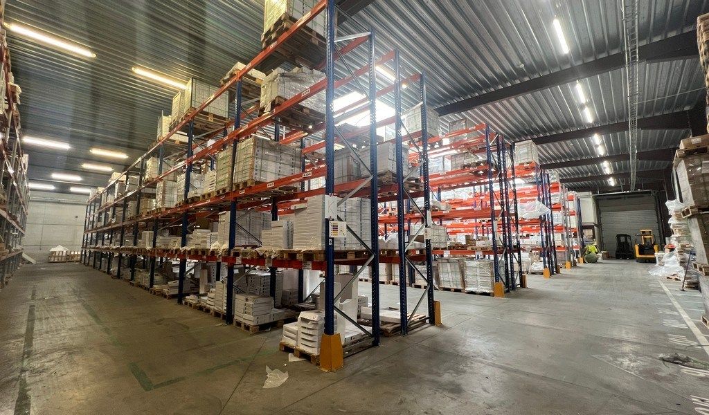 Bedrijfsgebouw met laadkade te koop in Zottegem foto 6