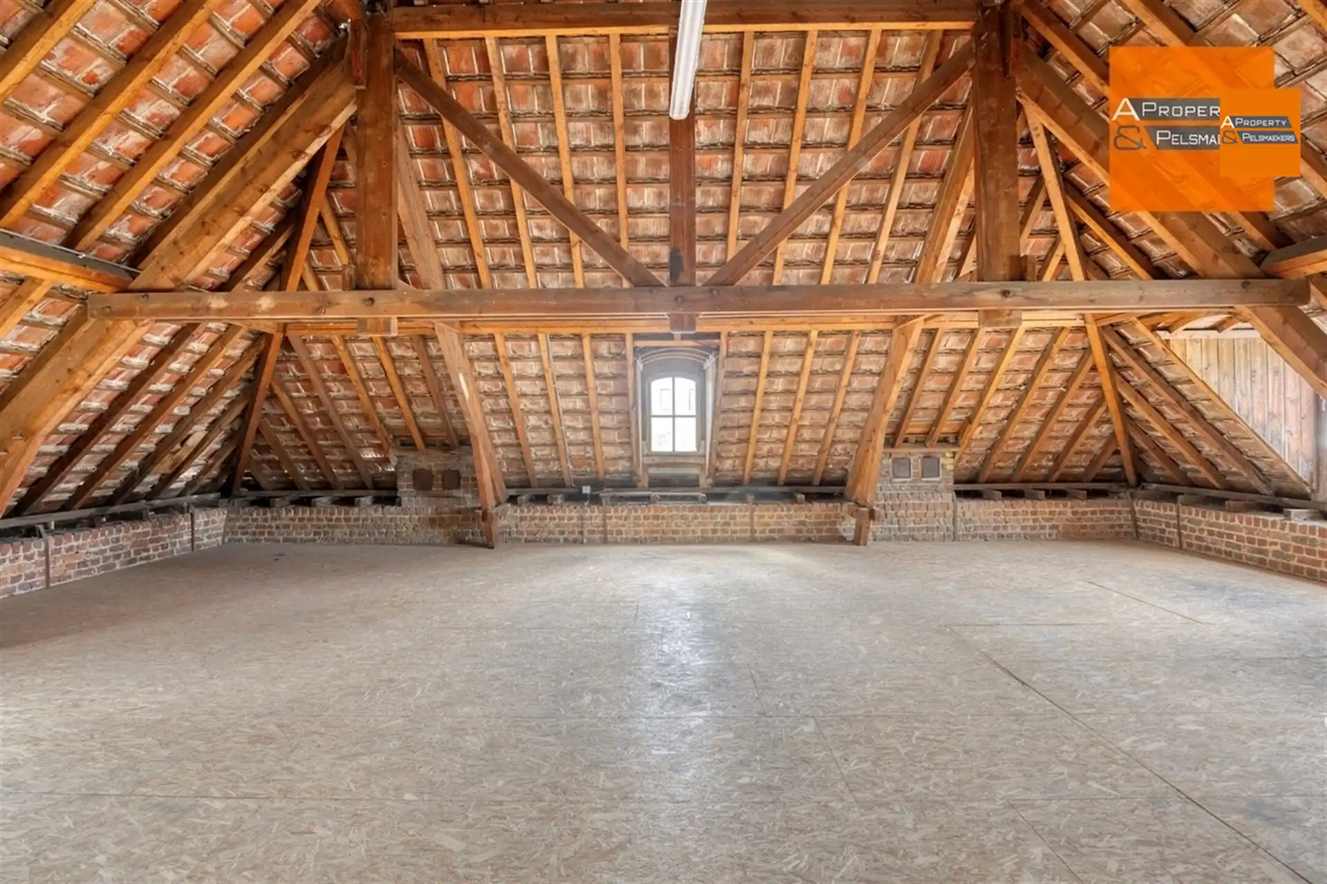 Ruim herenhuis met behoud van veel authentieke elementen  foto 21