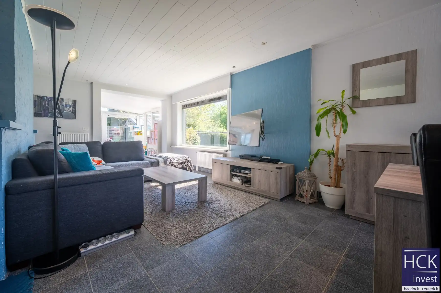 KRUISHOUTEM - Energiezuinige & instapklare woning met 3 SLPK. op toplocatie! foto 4
