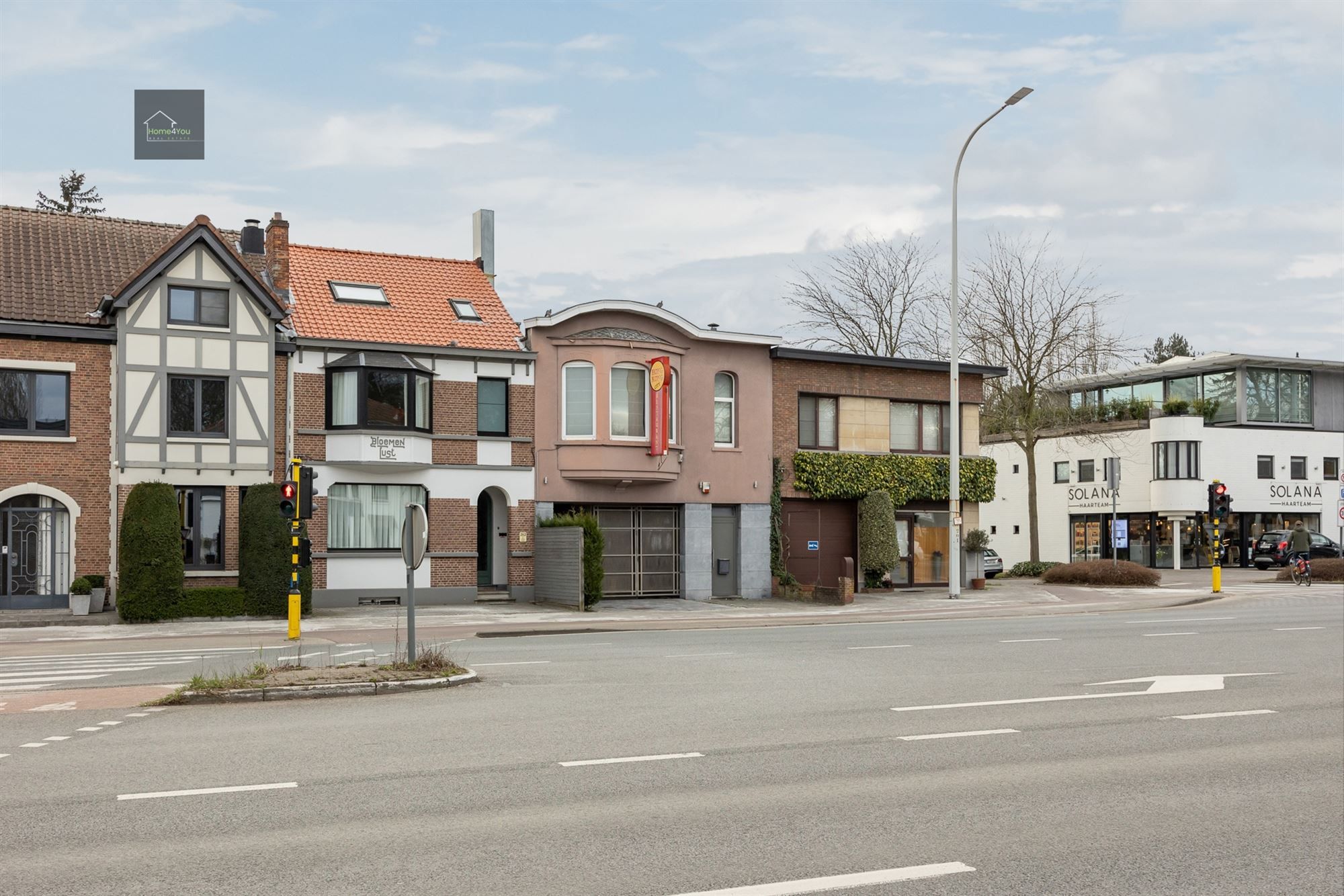 Ruim handelspand op toplocatie foto 2