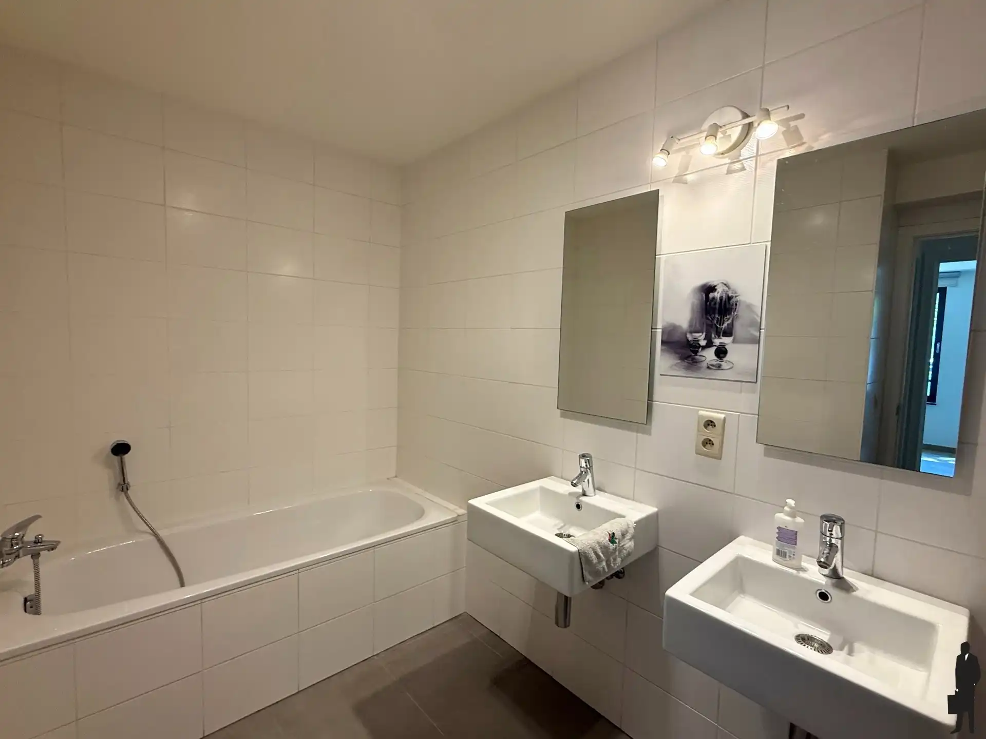 Instapklaar en lichtrijk 3-slaapkamer appartement met terras&nbsp; foto 5