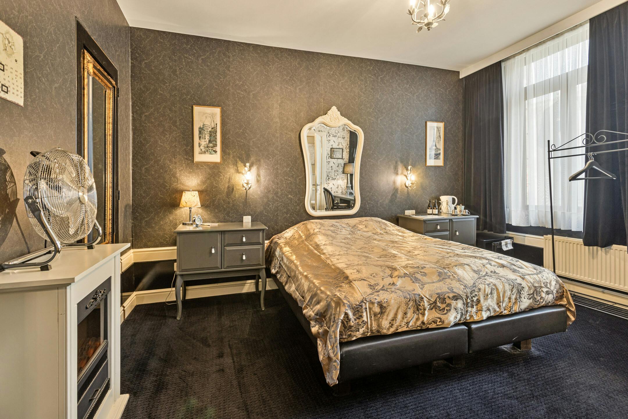 Charmant gerenoveerde B&B met woonst, winkel en handelsfonds foto 14