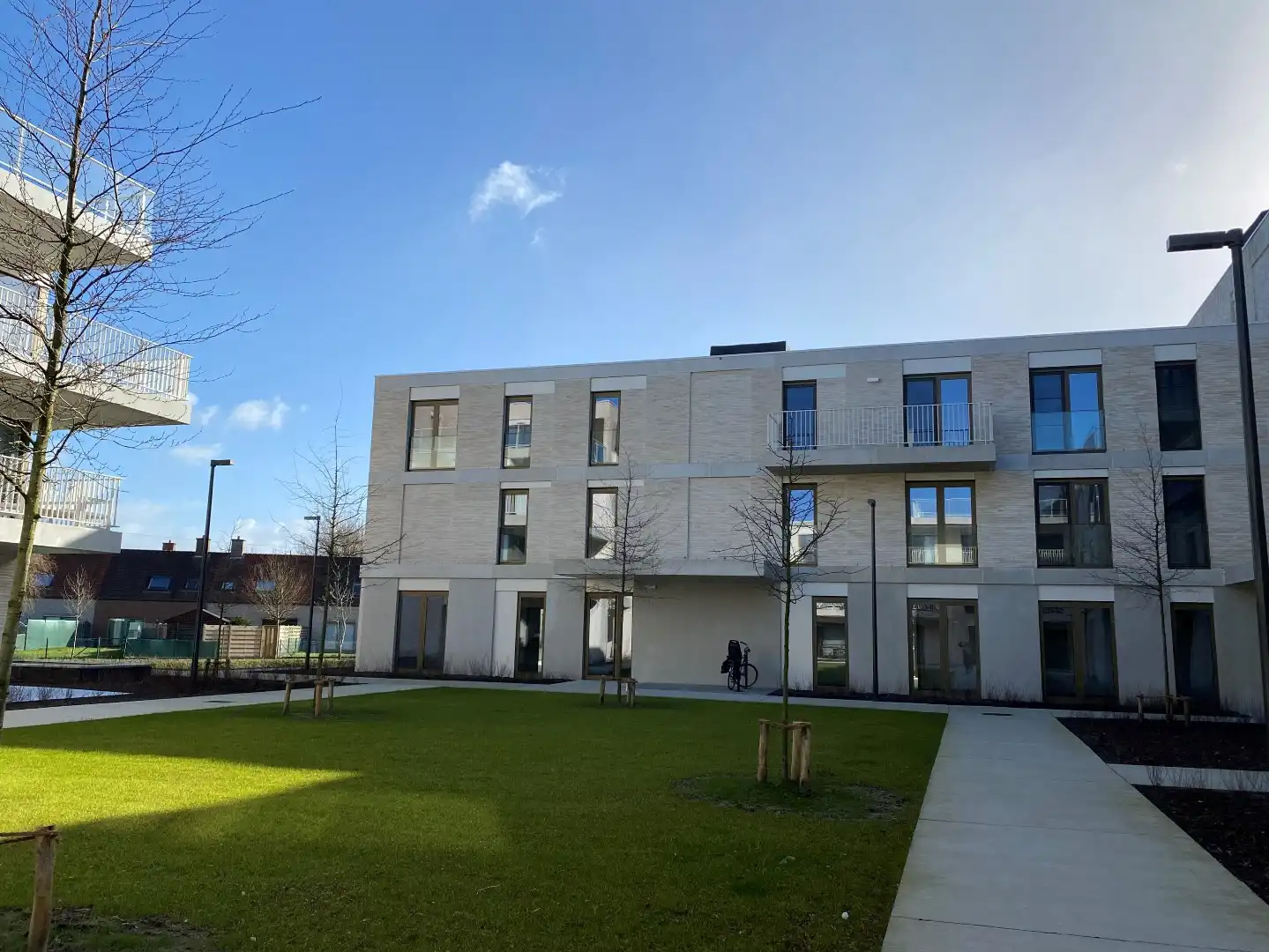 Recent appartement met 1 slaapkamer en ruim terras nabij Brugge  foto 9