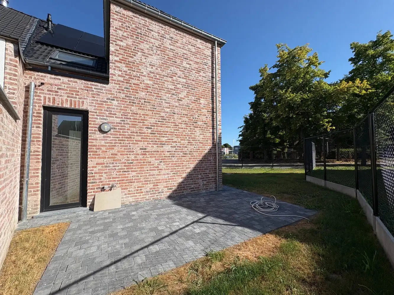 Nieuwbouwwoning met 3 slaapkamers + zonnige tuin in het centrum van Varsenare foto 15