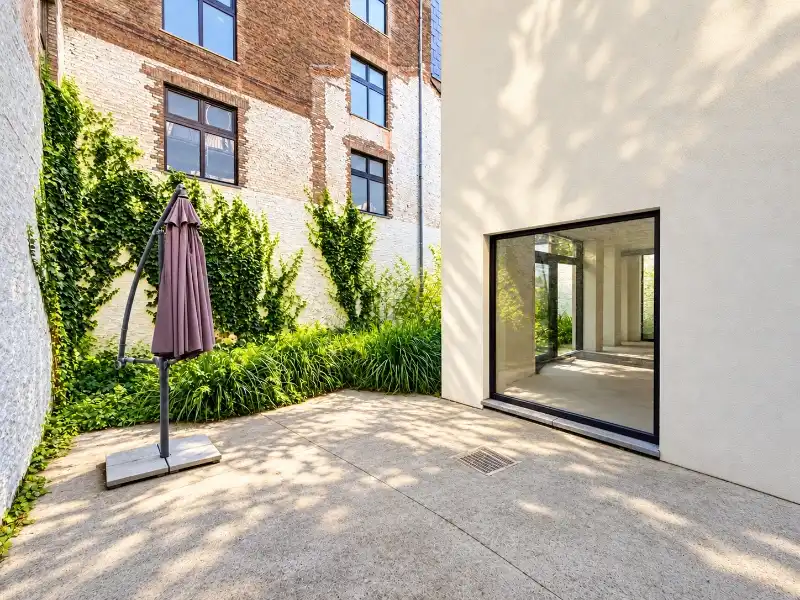 Uniek appartement van 195 m² met ruime tuin en terras aan het Eilandje foto 14