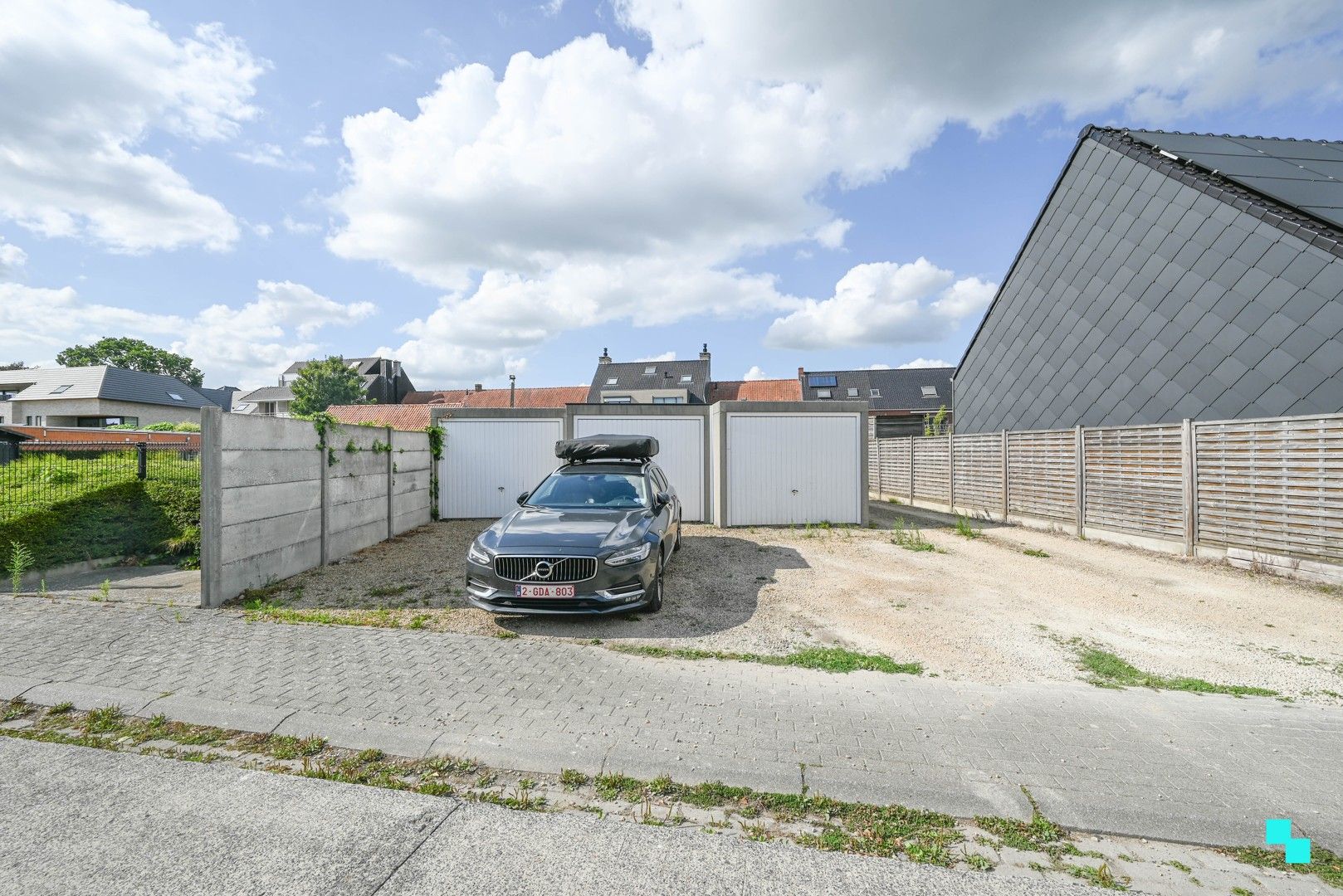 Uiterst kwalitatief tweeslaapkamerappartement met garagebox foto 23