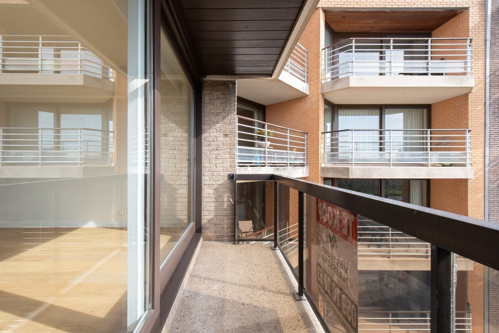 LUXUEUS GERENOVEERD 2 SLPK APP MET ZICHT OP GROEN foto 4