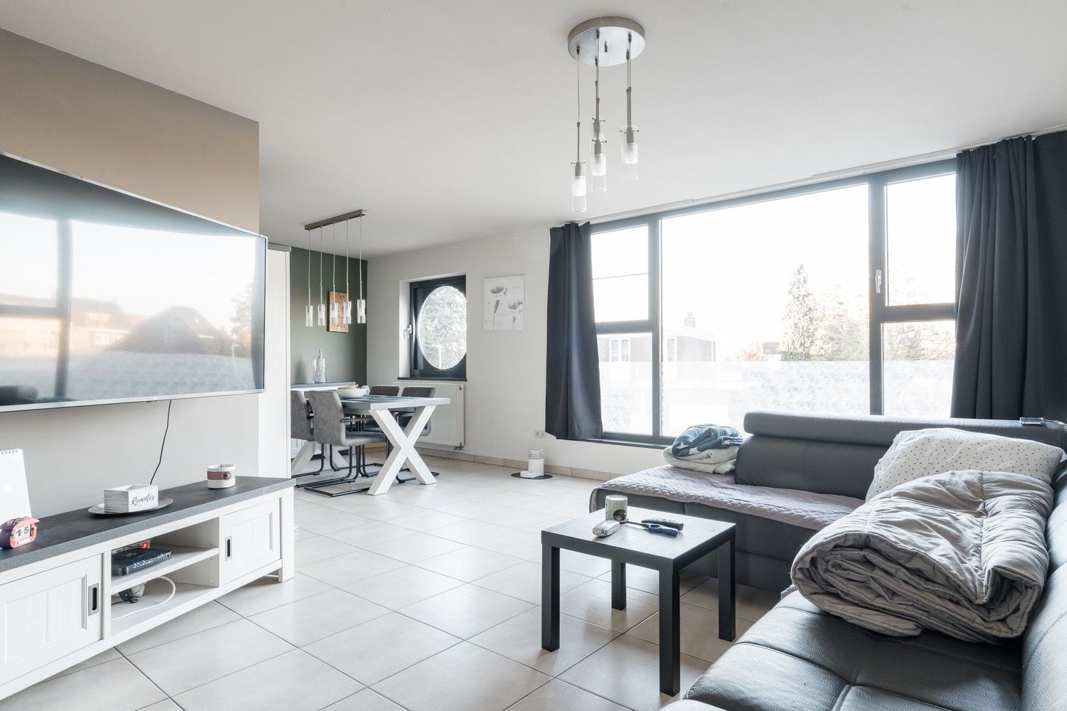 Ruim duplex appartement met 3 slaapkamers in het centrum van Hamont. foto 6