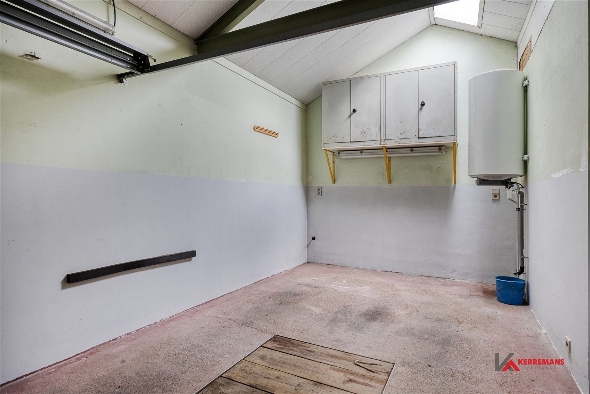 Laagbouwwoning met 3 slaapkamers, garage en tuin.  foto 23