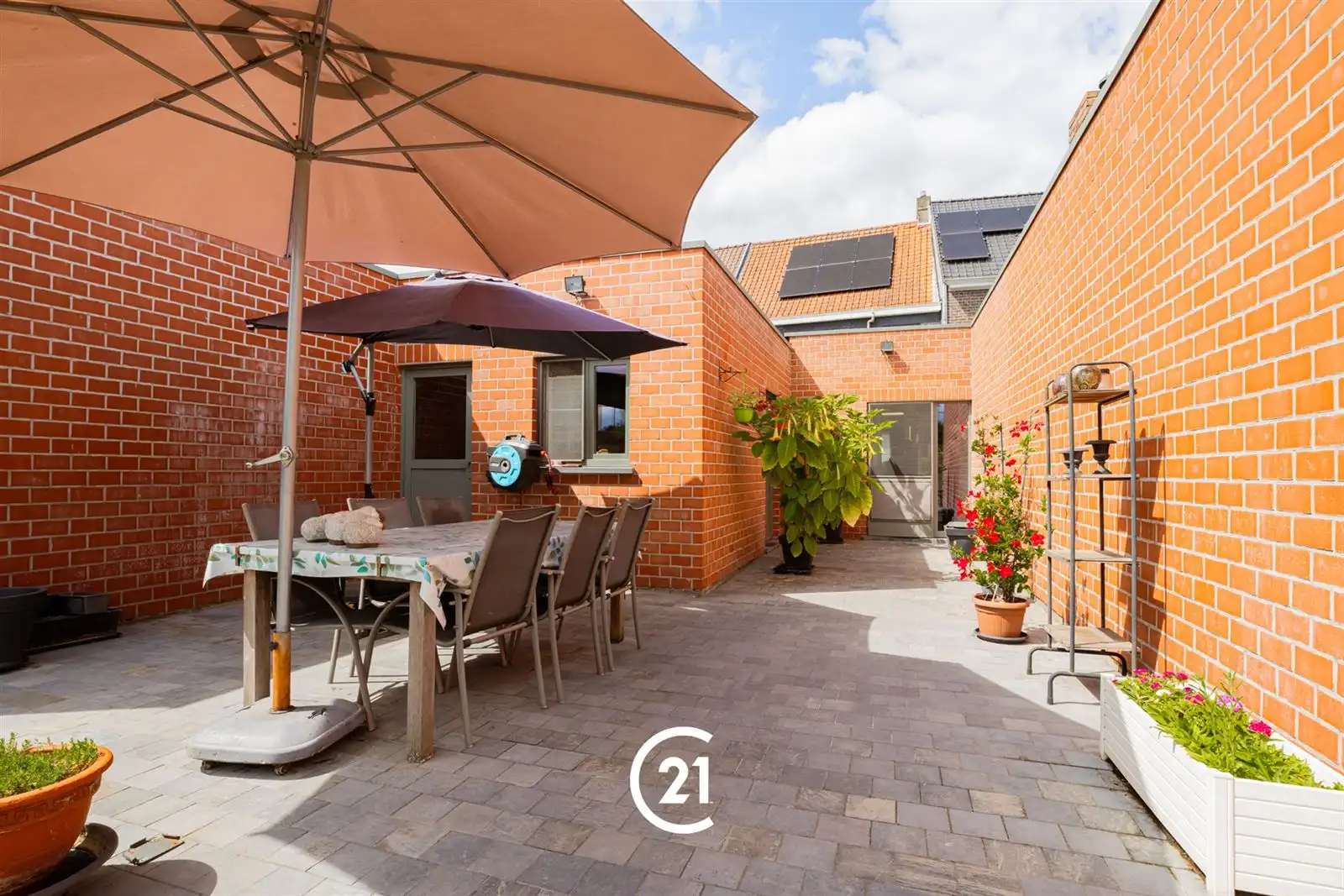 Instapklare woning met verzorgde tuin te Kruisem! foto 10