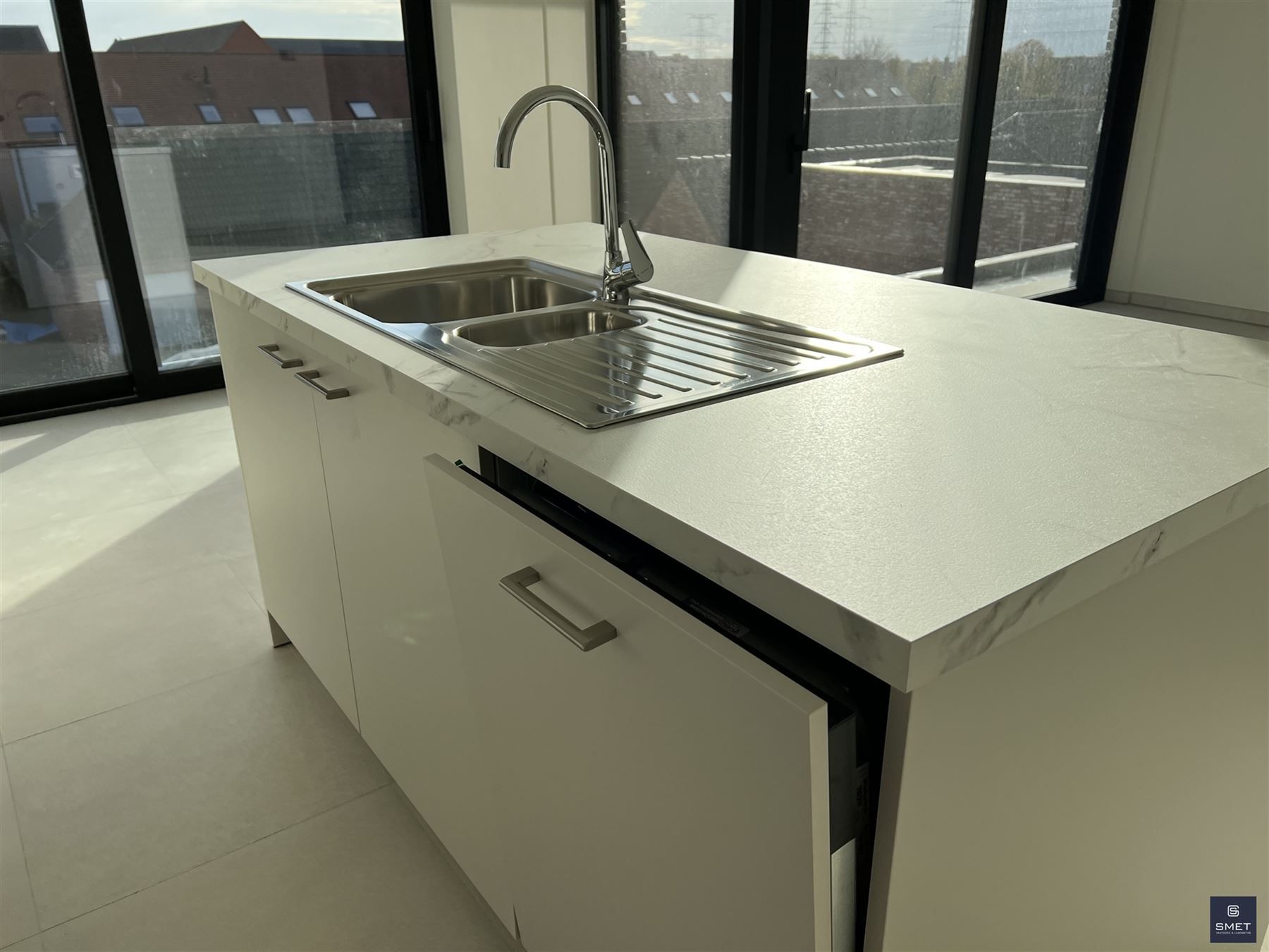 NIEUW APPT MET 2 SLPKS EN AUTOSTAANPL. foto 5