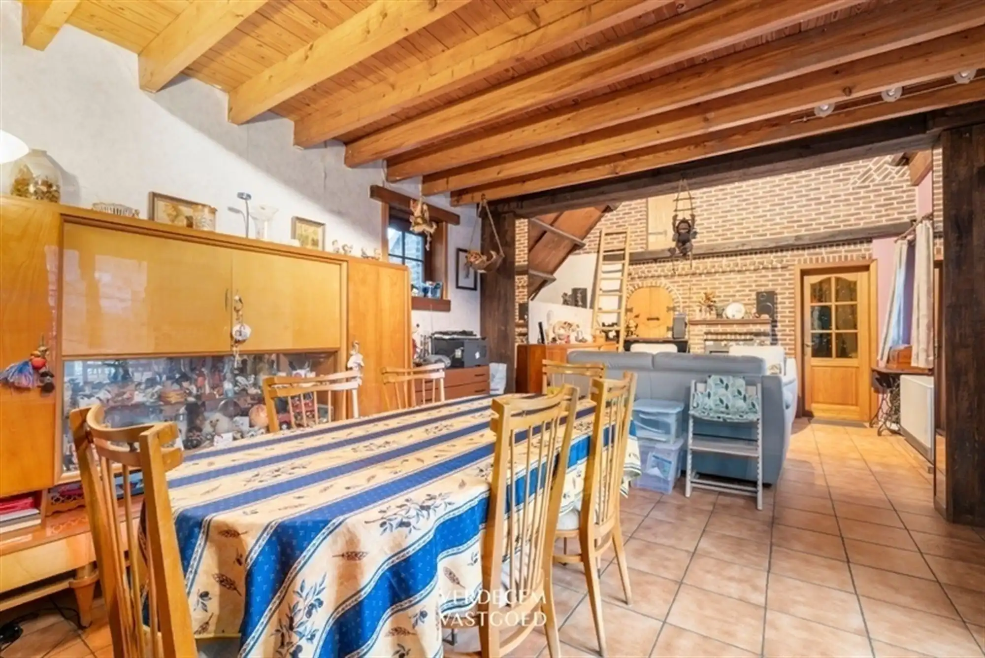 Rustig gelegen hoevewoning met volwassen tuin foto 6