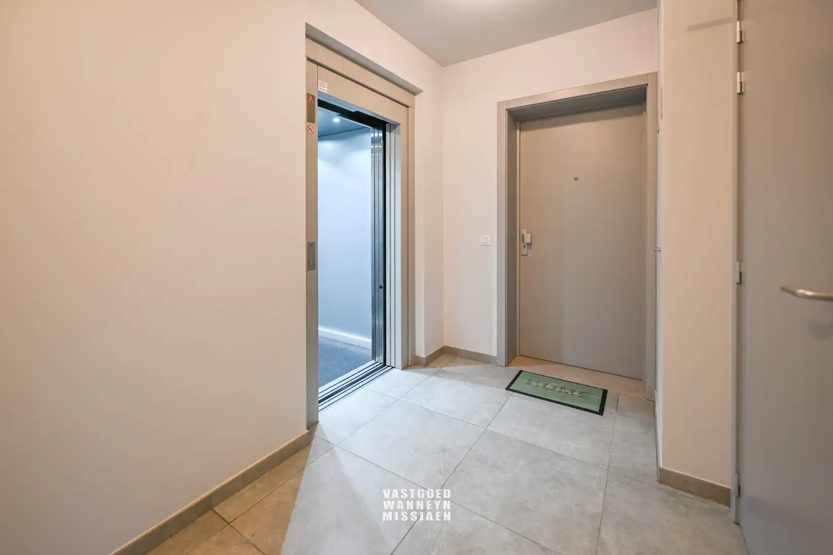 Recent hoek-appartement met 2 terrassen en garage van 26m² foto 18