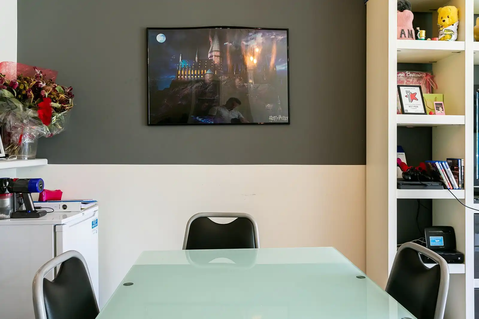 Gemeubeld appartement op centrale locatie! foto 3