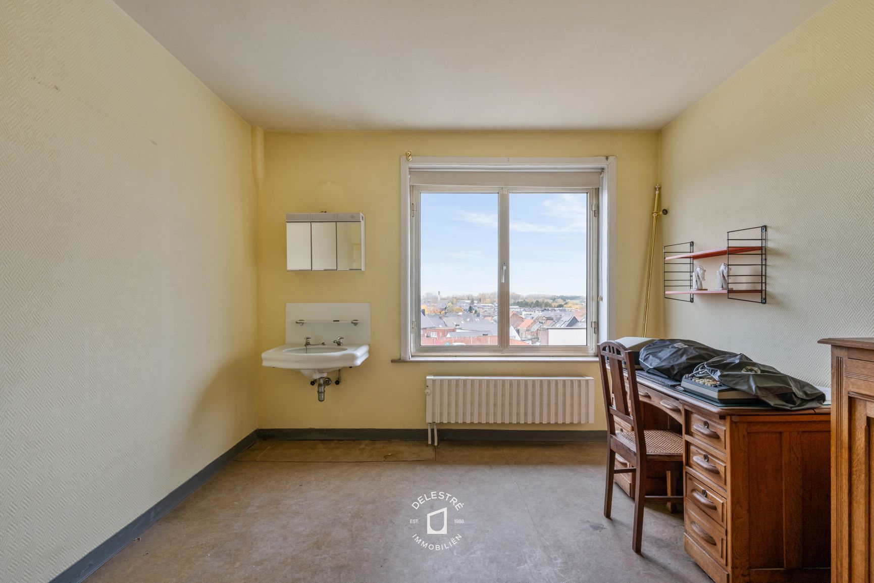 ERG RUIME MULTIFUNCTIONELE EIGENDOM MET 3 GARAGES  foto 27