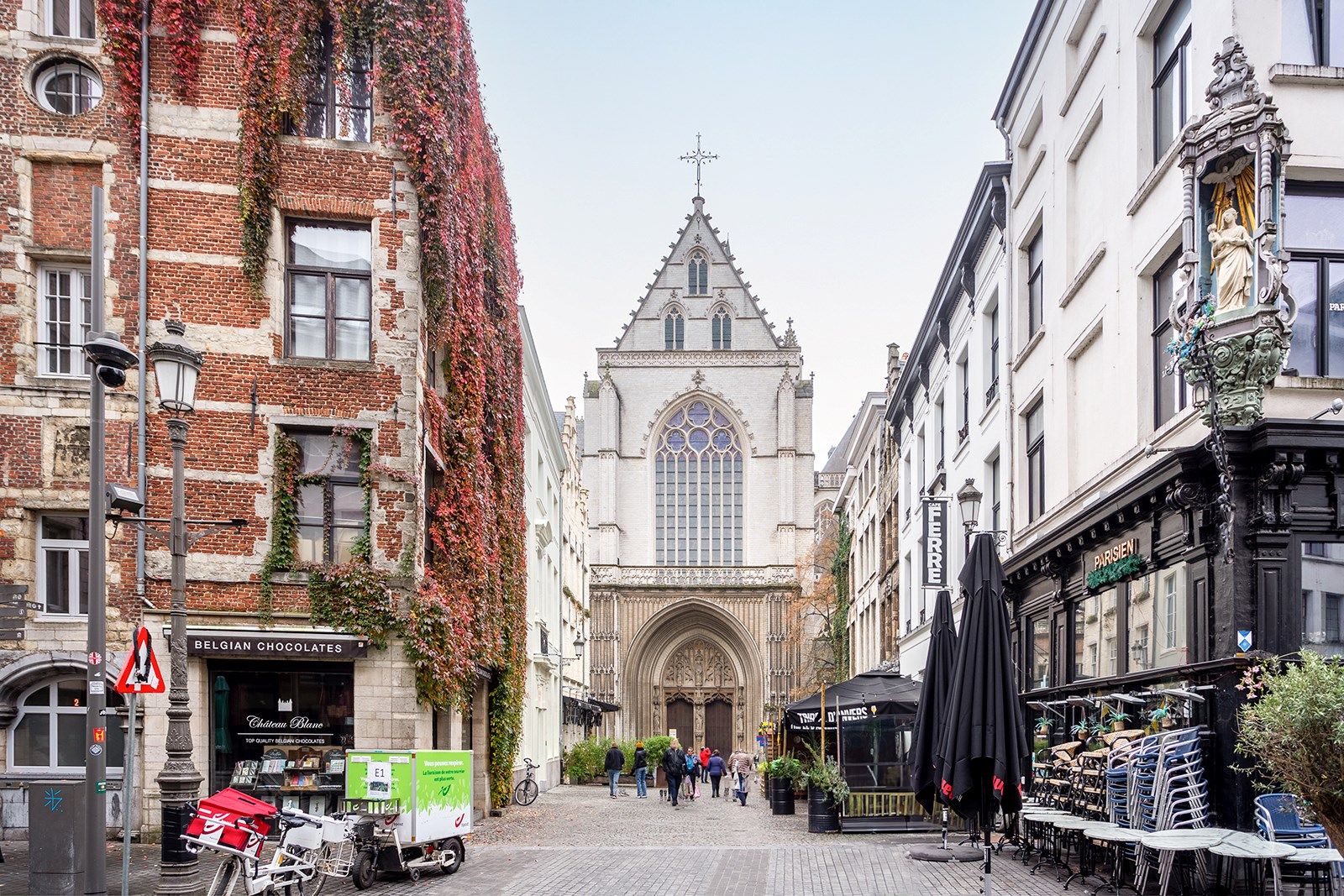 Prachtig wonen in een uniek barokstijl gebouw foto 20